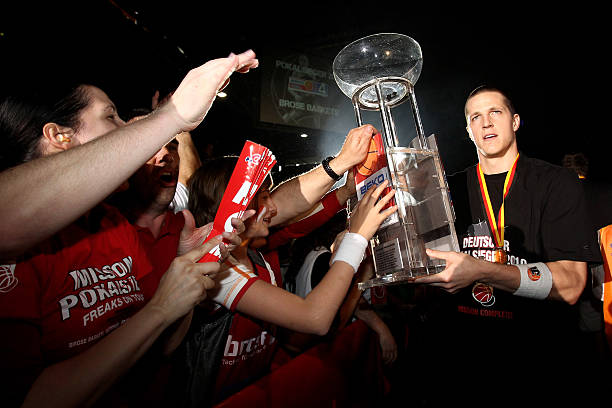 还象征着一 还象征着一